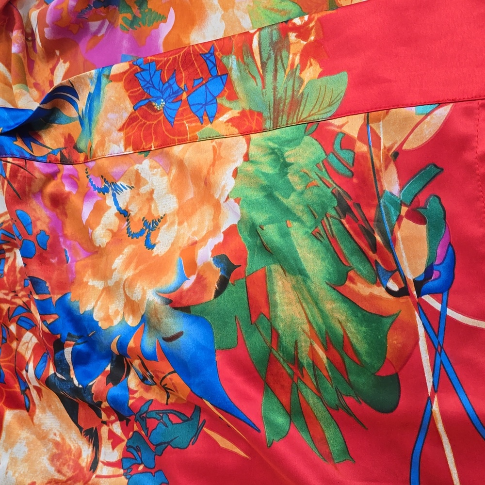 Natori Colorful Satin Robe. - Picture 7 of 9